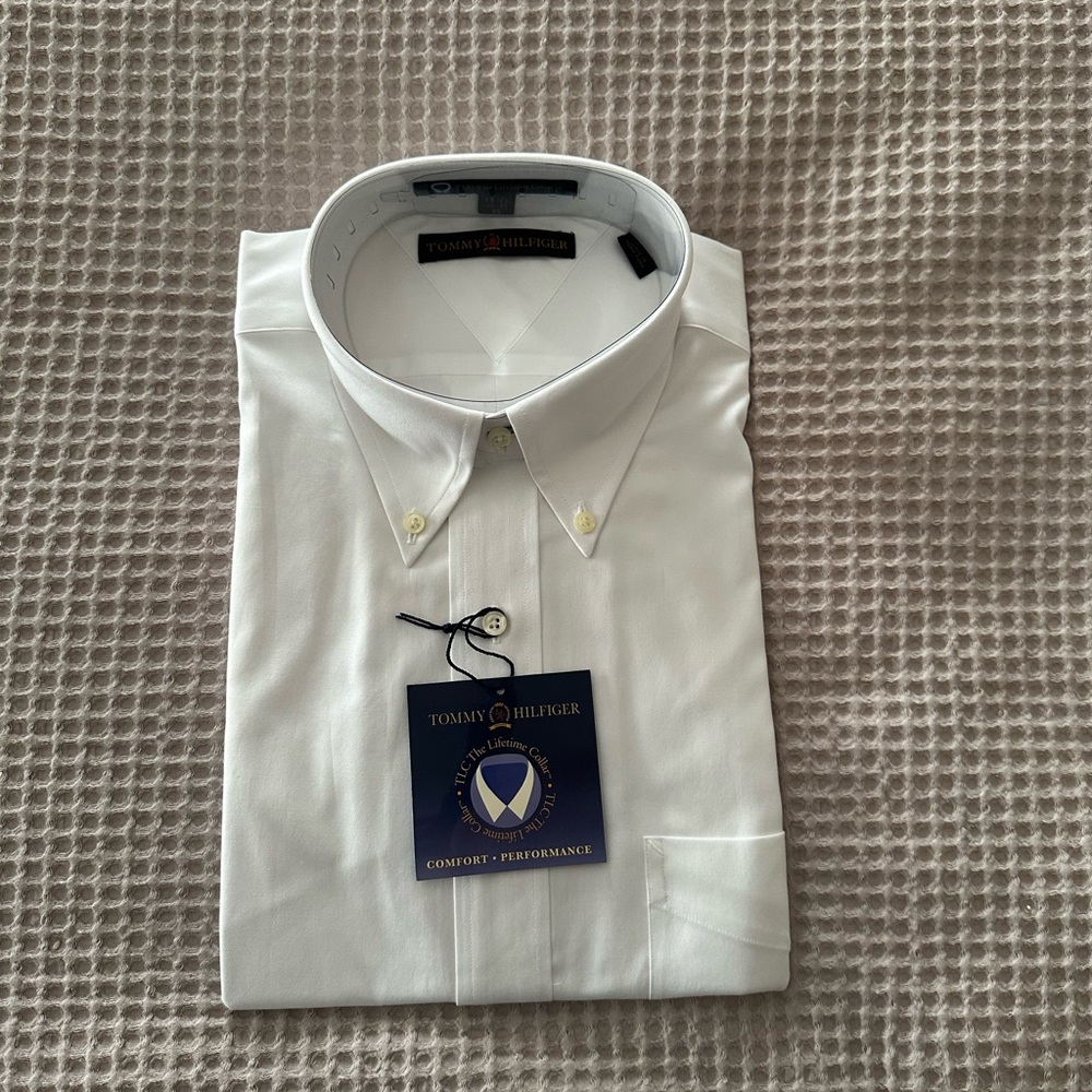 Men’s Tommy Hilfiger white button down shirt